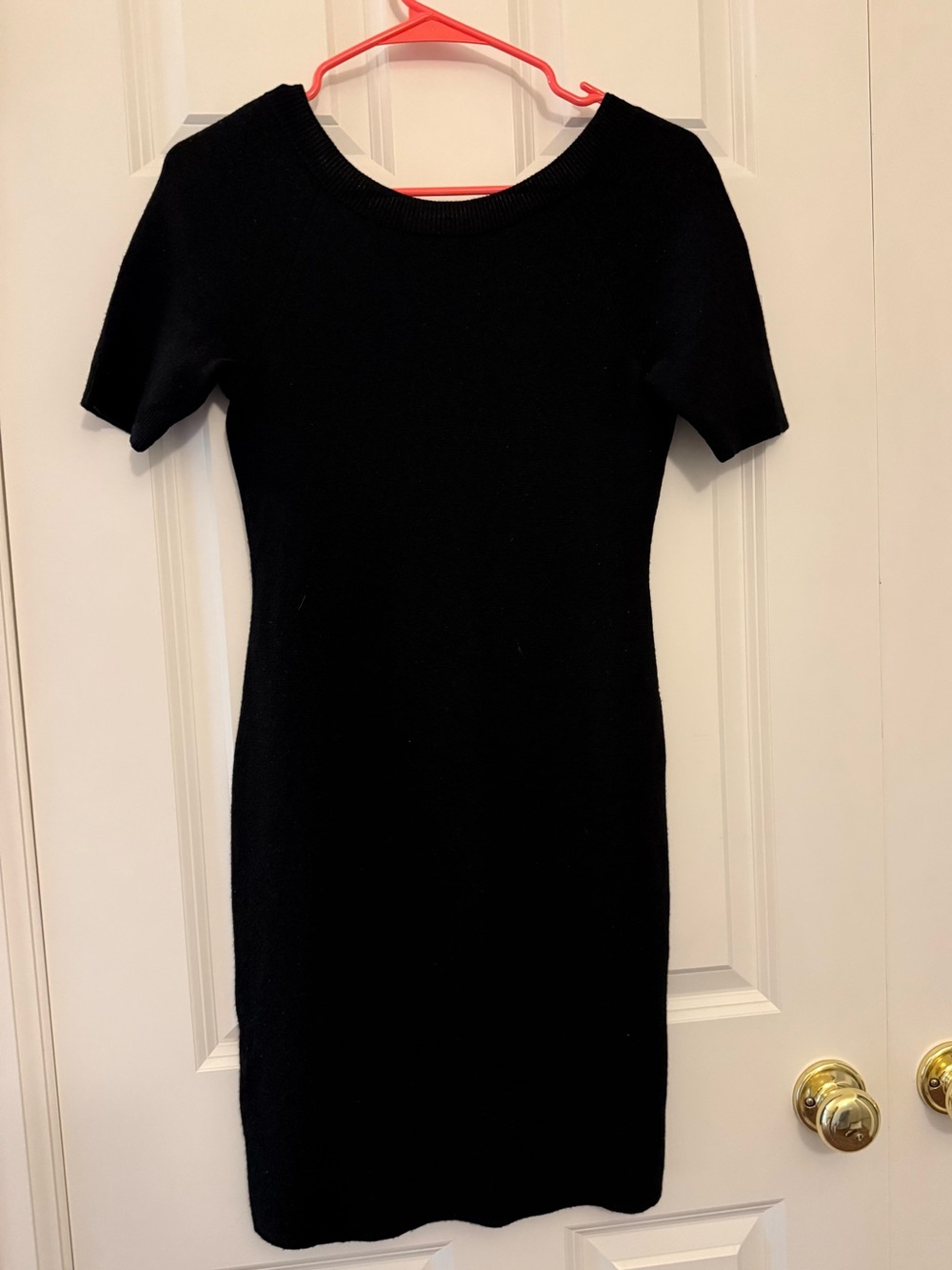 Ann Taylor V-Back Black Short Sleeve Knit Dress